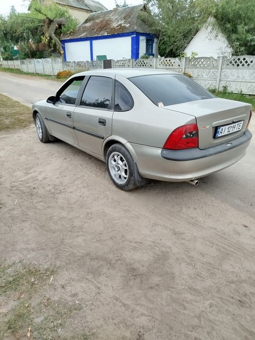 Продам Опель Вектра