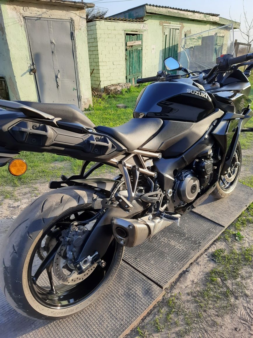 Suzuki gsx s-1000 gt 2023года