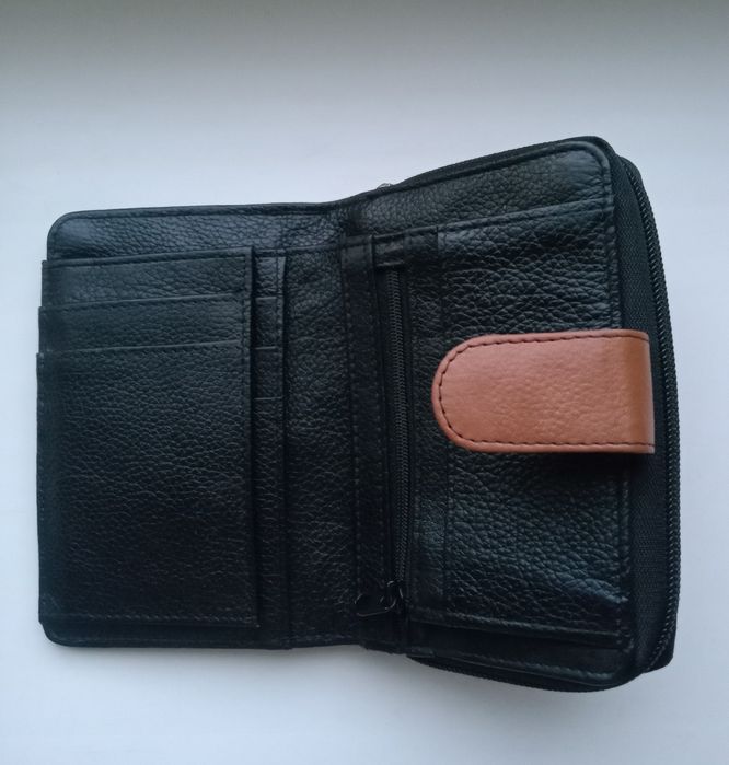 Шкіряний  гаманець Quenchy