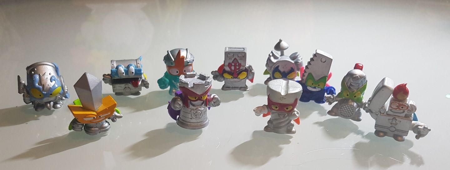 Figurki Super Zings