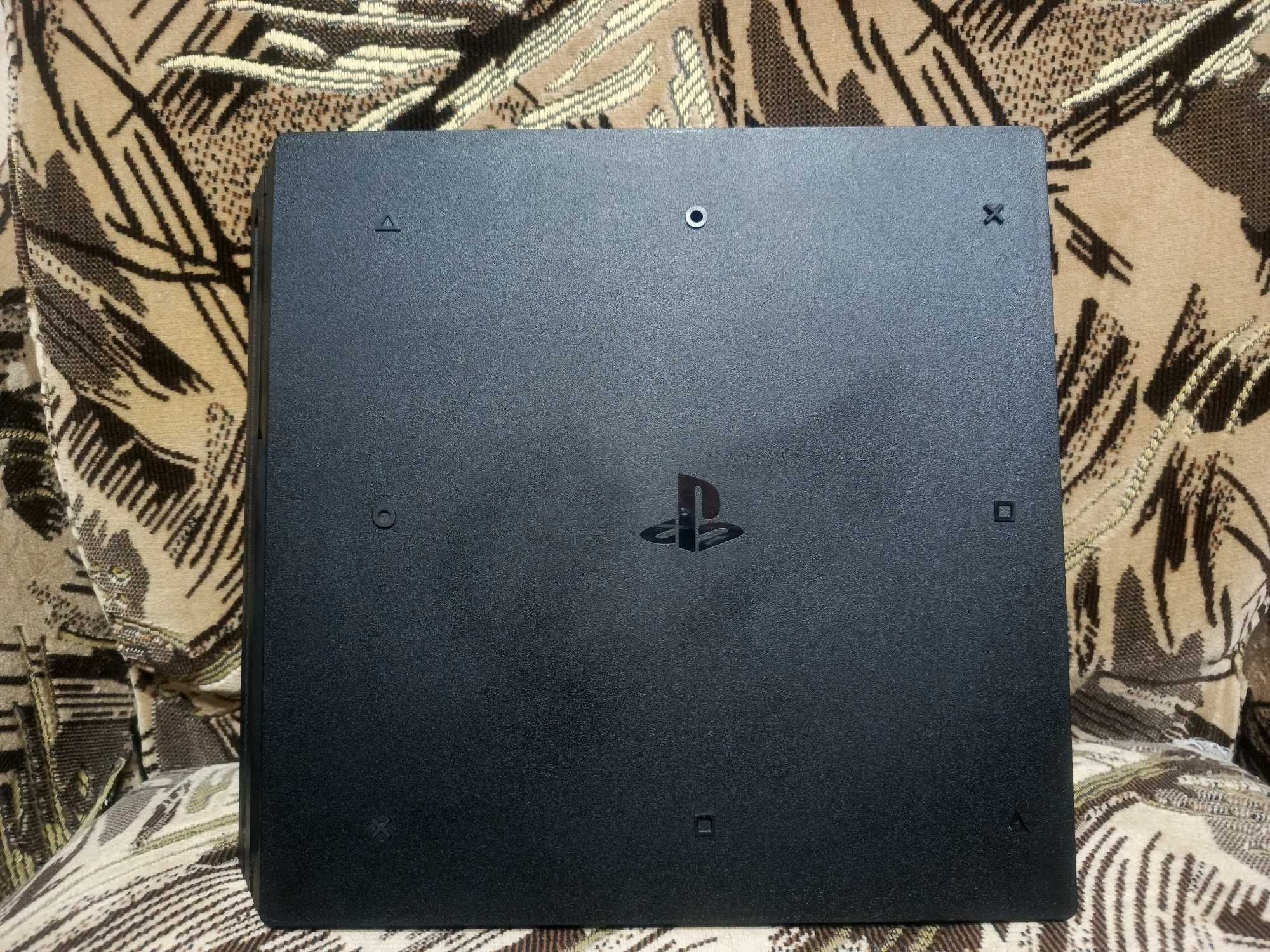 Sony Playstation 4 Pro + 2 геймпади Ігрова консоль Соні PS4 ПС4 Про