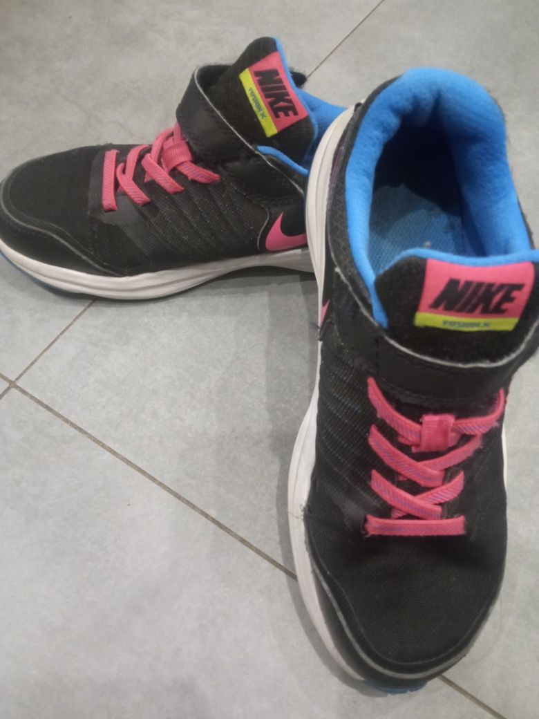 Buty Nike roz 34