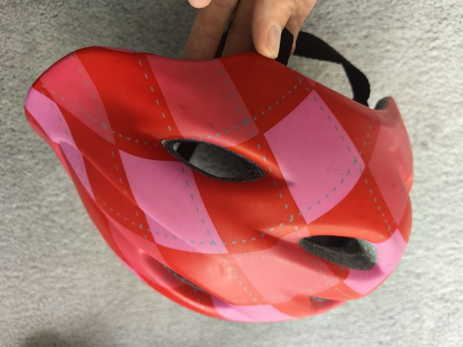 Zestaw rolki 26-28 ochraniacze 2xs oxelo i kask Kross XS różowe