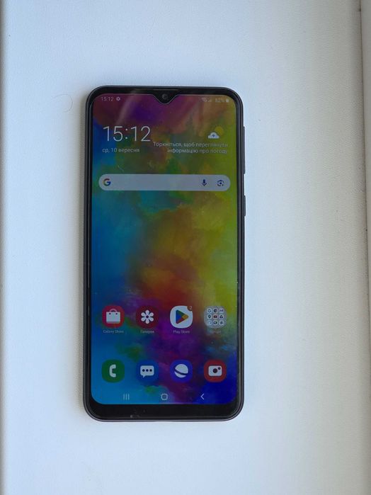 Samsung Galaxy M20 в доброму стані