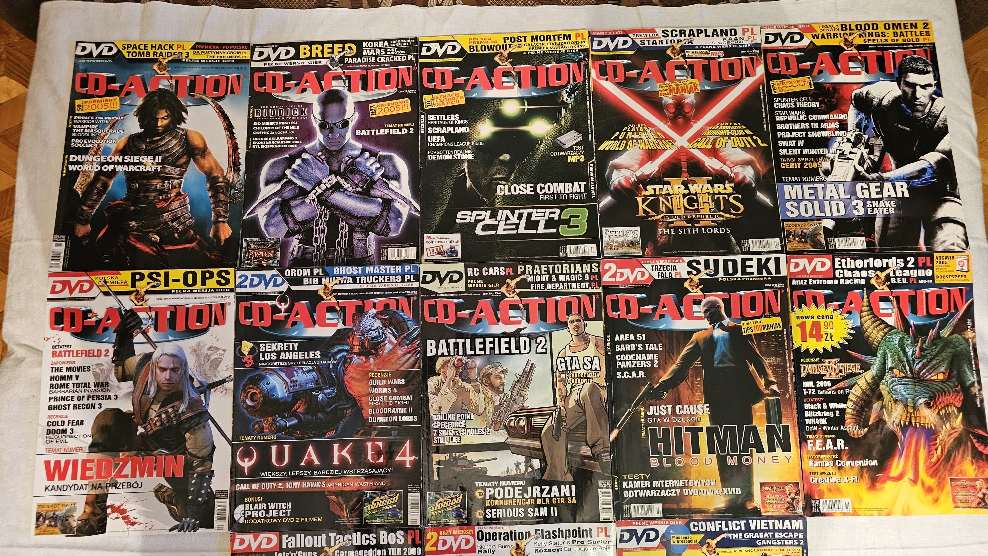 Sprzedam cały rocznik Cd-action z 2005 roku . 13 numerów .