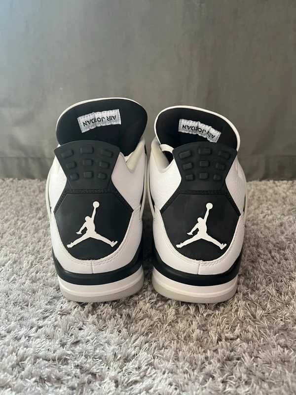 Nowe buty Nike_Jordan4_Retro_Military_Black Moda R.37.5