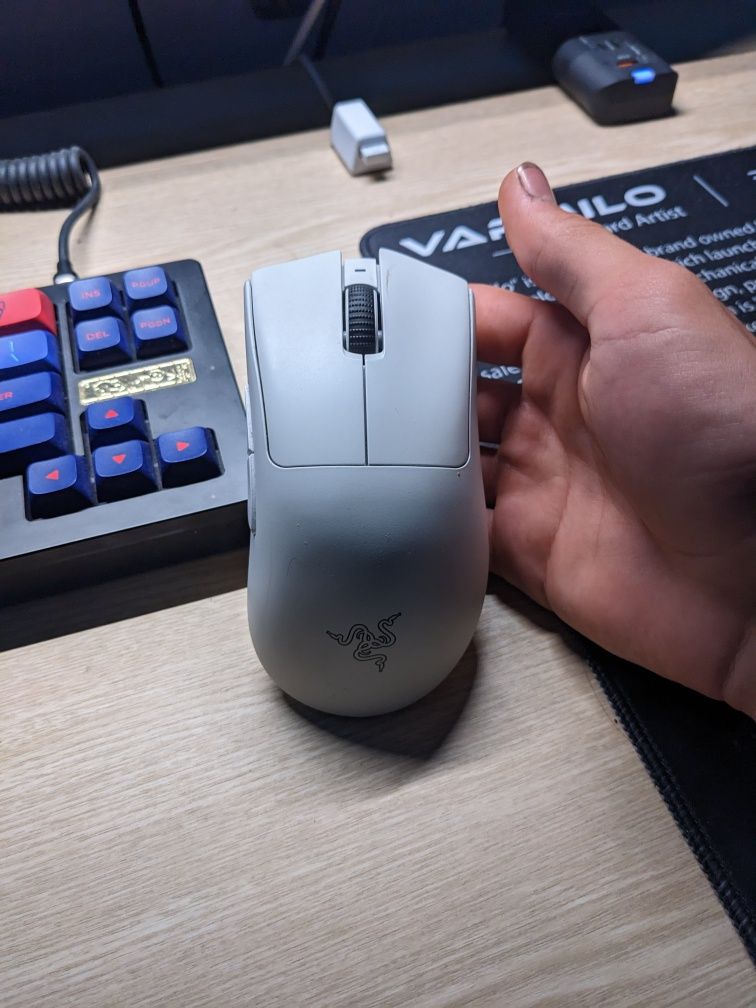 Мишка Razer deathadder v3 pro