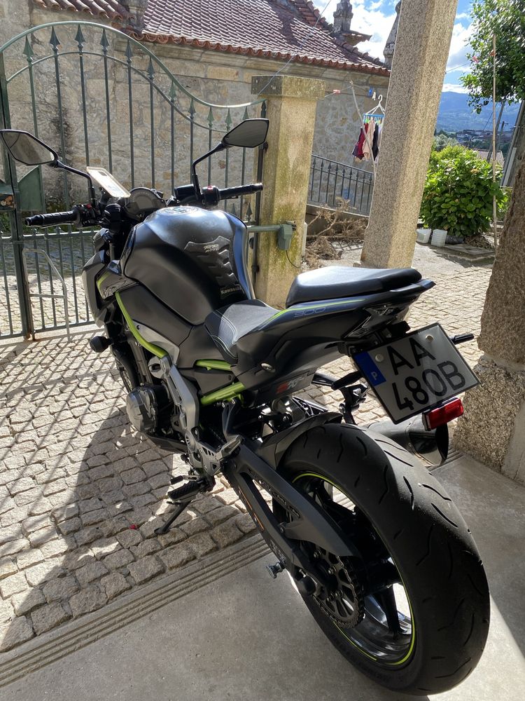 Z900 com extras