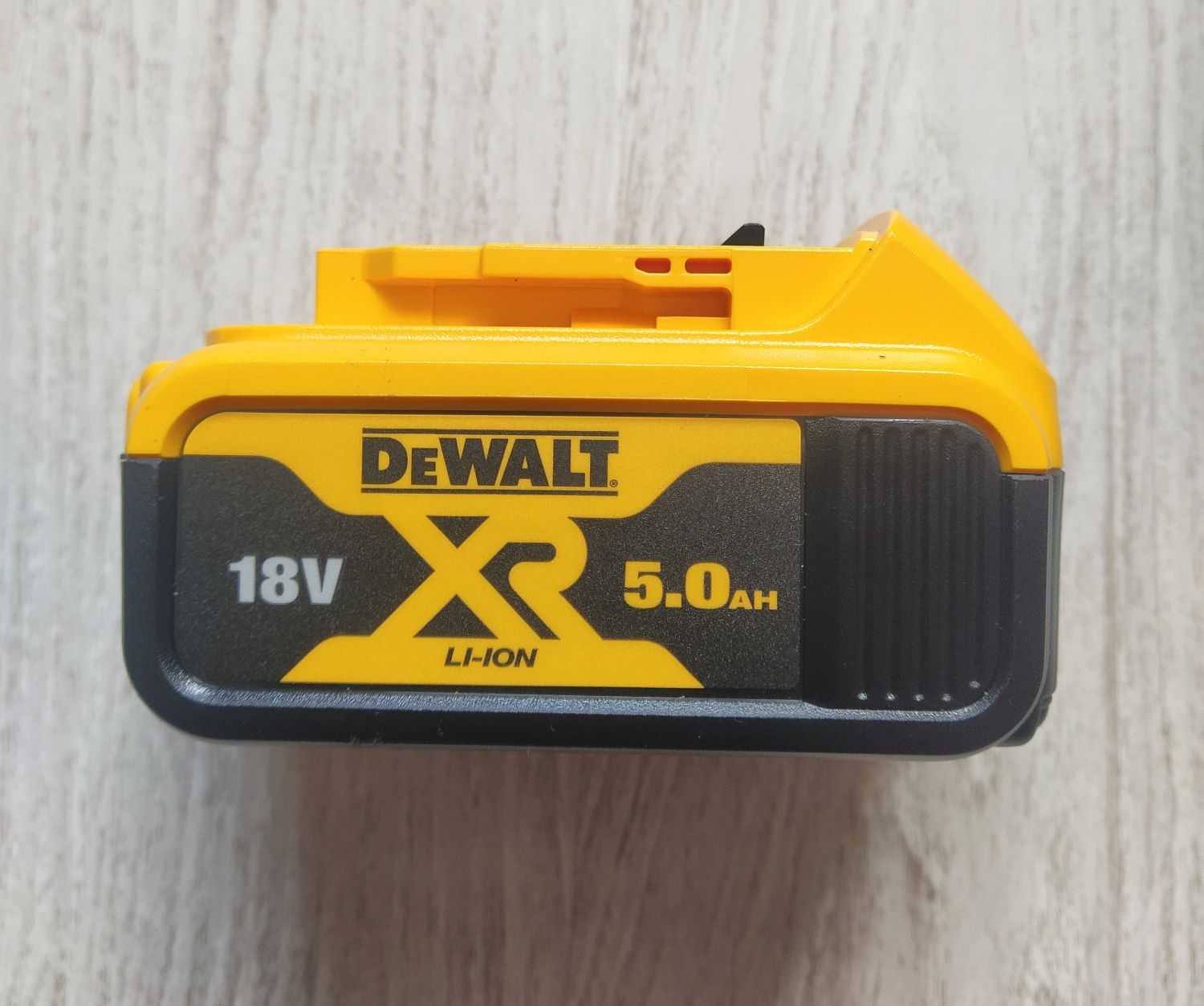Акумулятор батарея DeWalt 5A DCB184 2023 (НОВЕ)