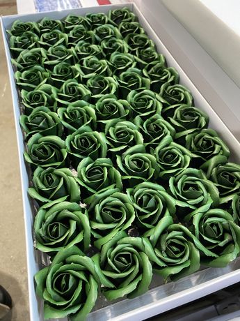 50 Rosas de Sabão Perfumadas | Flores Artificiais | Pétalas de Rosa |