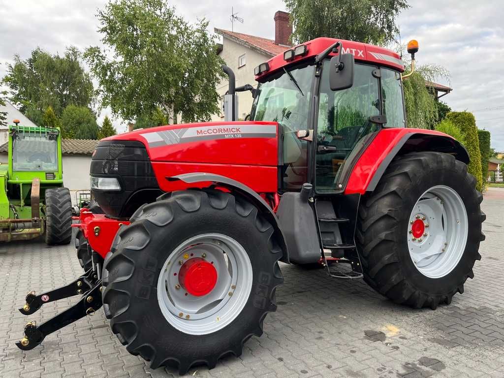 McCORMICK MTX 135 / Klimatyzacja / Przednia oś + kabina amortyzowana /