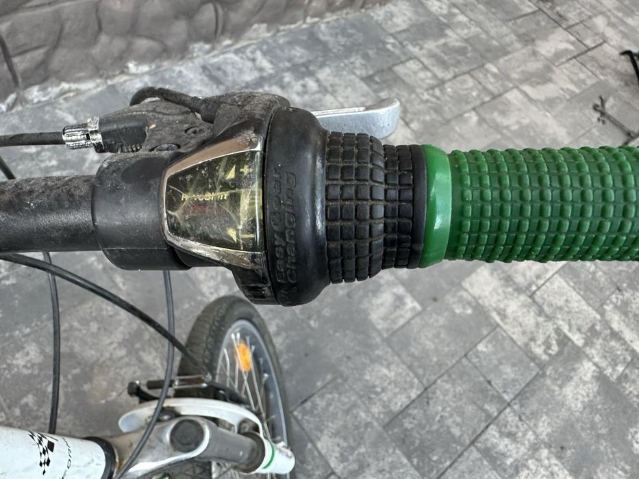 Велосипед і самокат