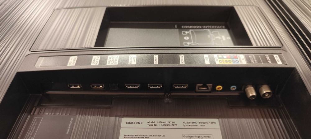 TV Samsung 49" ecran curvo UHD TV 7series NU7600