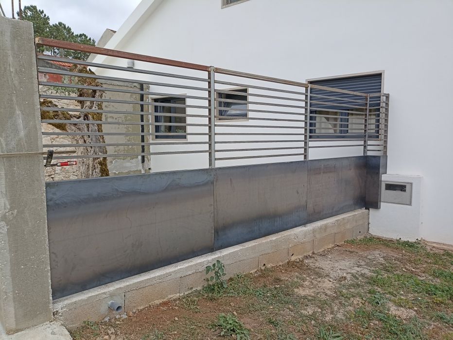 Trabalhos de serralharia e soldadura