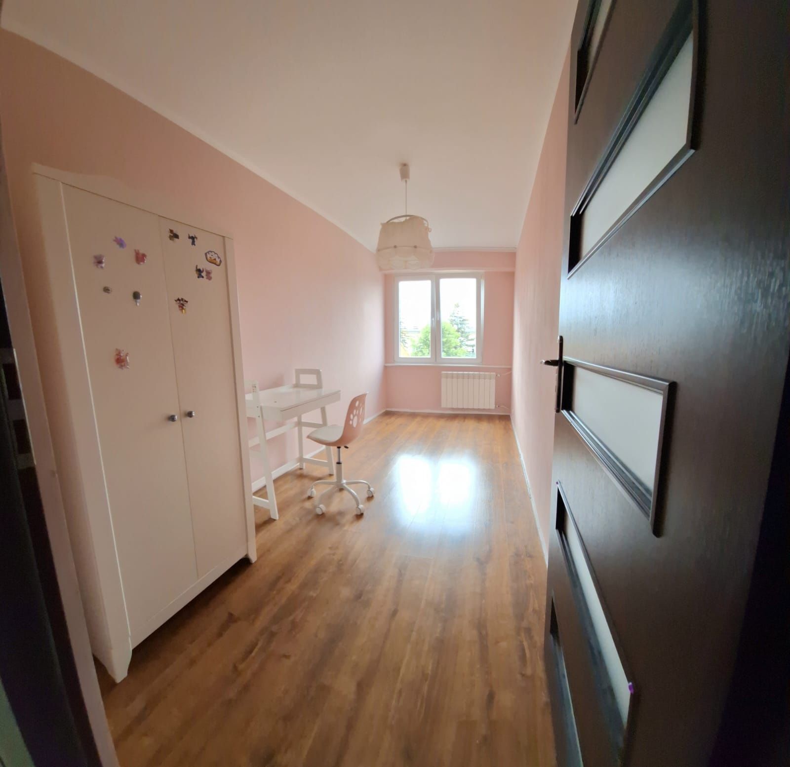 Przestronne mieszkanie w centrum Korsz