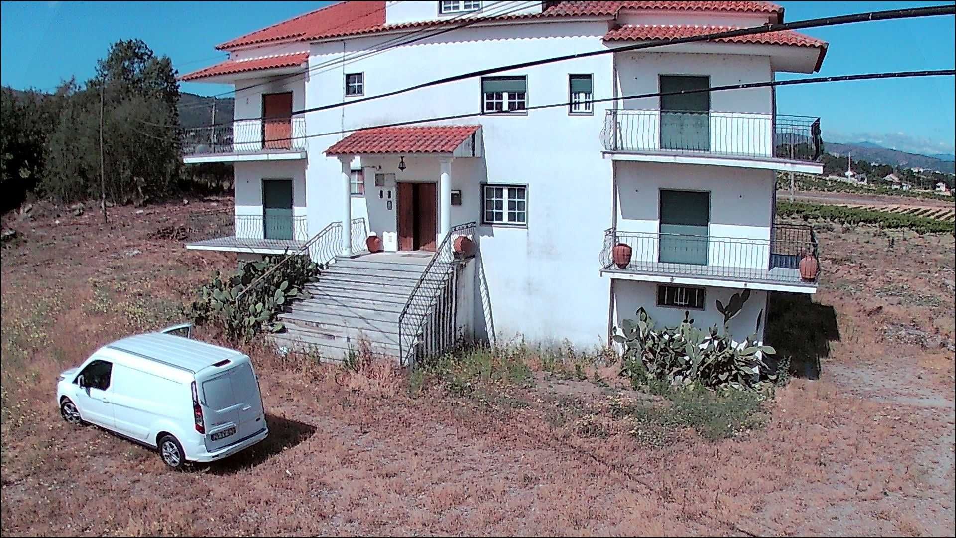 Moradia V11 com 710m2 PROJETO 20/30 a 70% FUNDO PERDIDO em 6500m2
