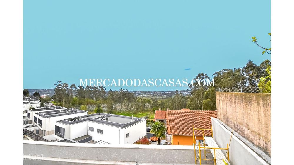 Moradia Isolada T4 em Lobão, boas acessibilidades