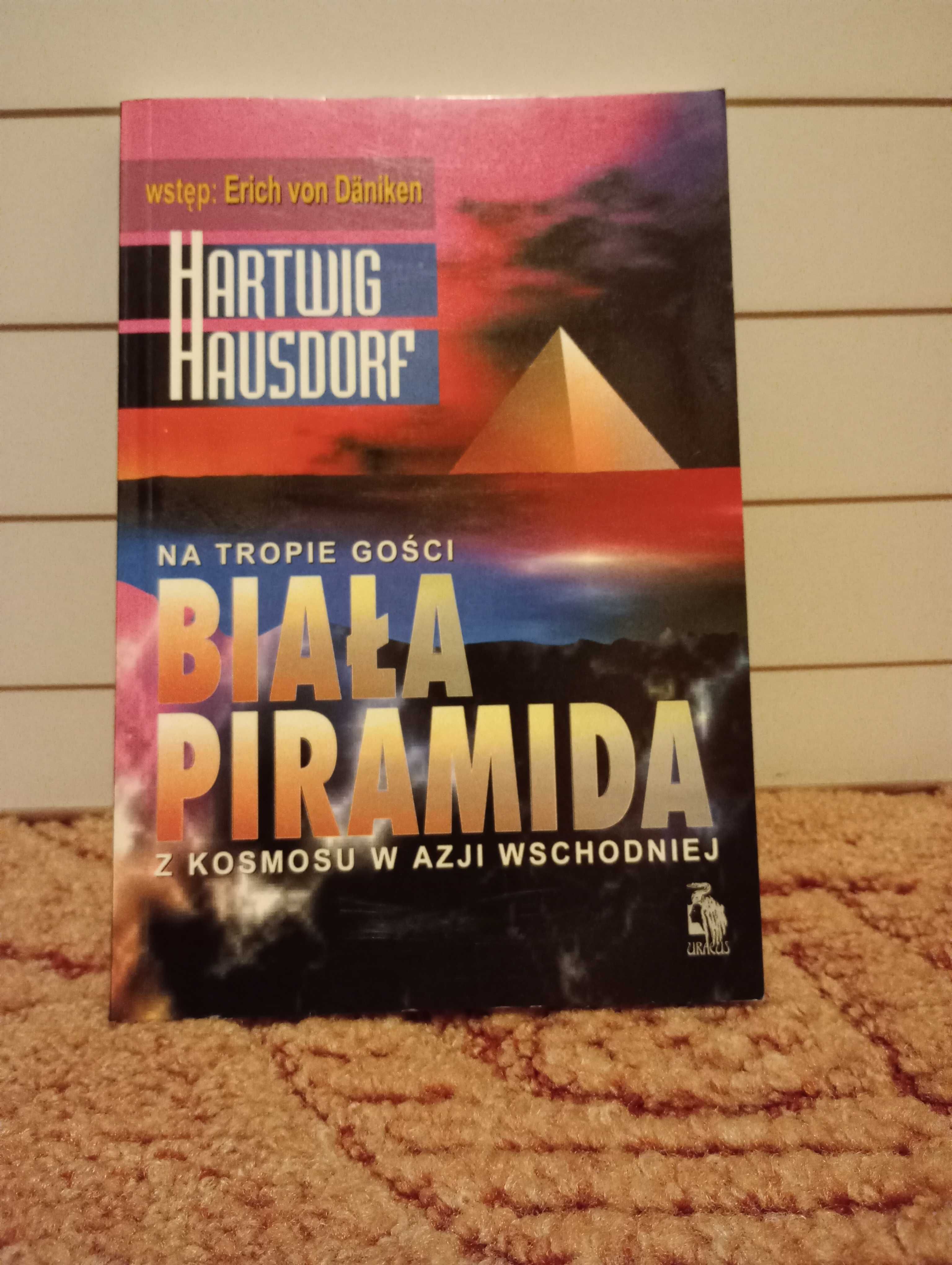 Książka "Biała Piramida" Hartwig Hausdorf