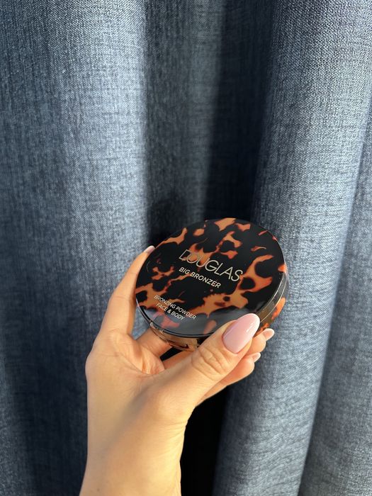 Douglas big bronzer summer