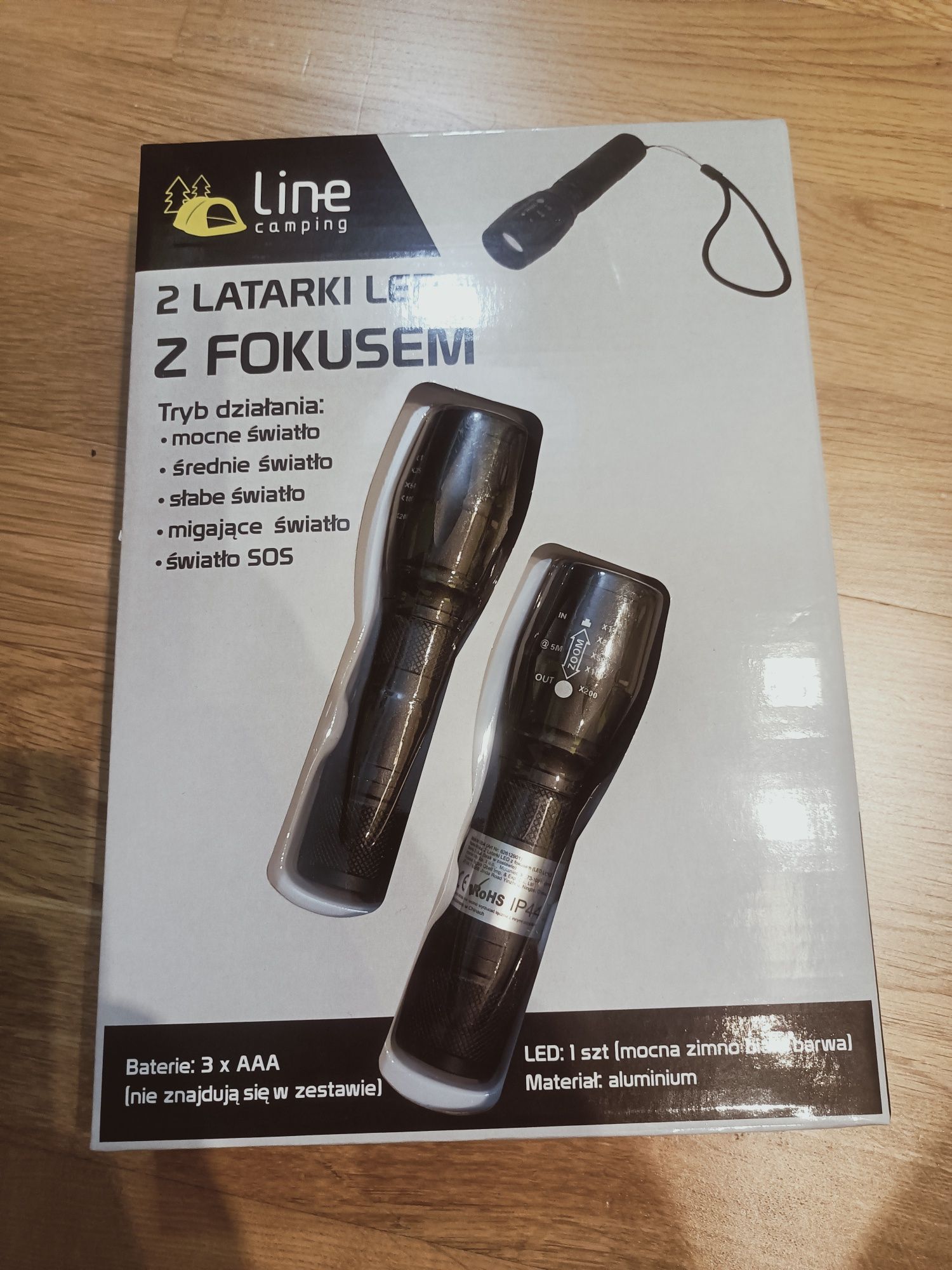 Nowe 2 latarki LED z focusem