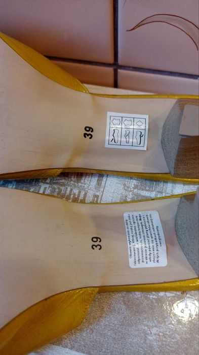 Klapki skórzane Lampert r.39