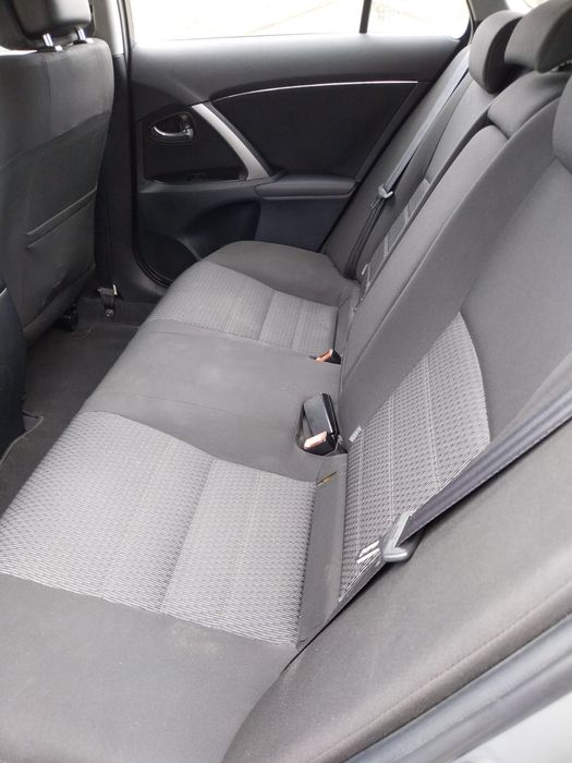 Vendo Toyota Avensis, 2013