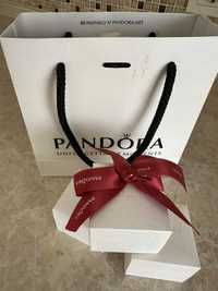 Коробочки від Pandora