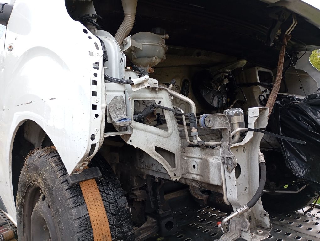 Podłużne ćwiartki Scudo Expert Jumpy lllProace Wivaro C Zafira D