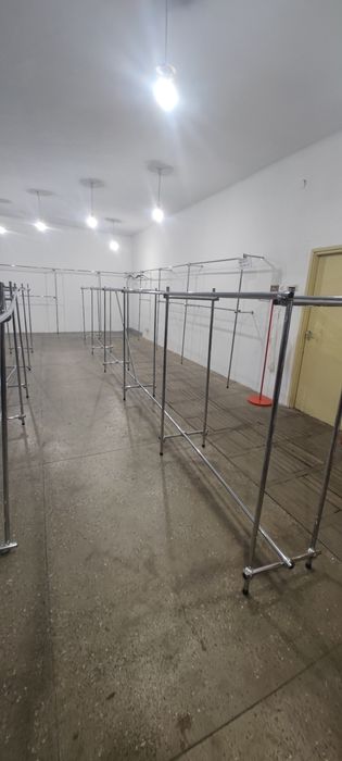 Wyposażenie sklepu odzieżowego