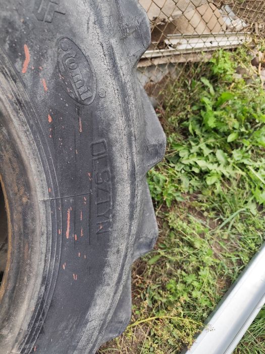 Opona 14.9 r28 ursus  c360