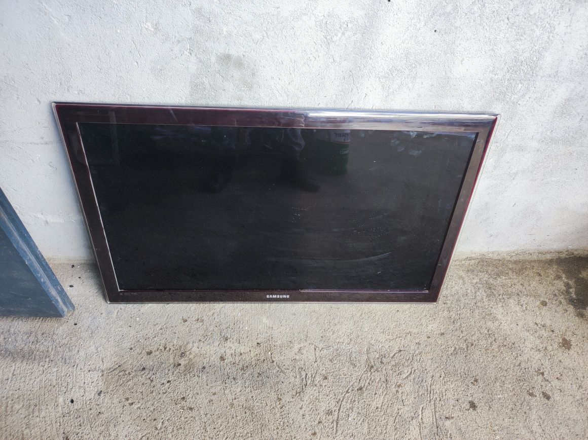 Telewizor Samsung LED 40" Tv z pilotem stan bdb Zgorzelec