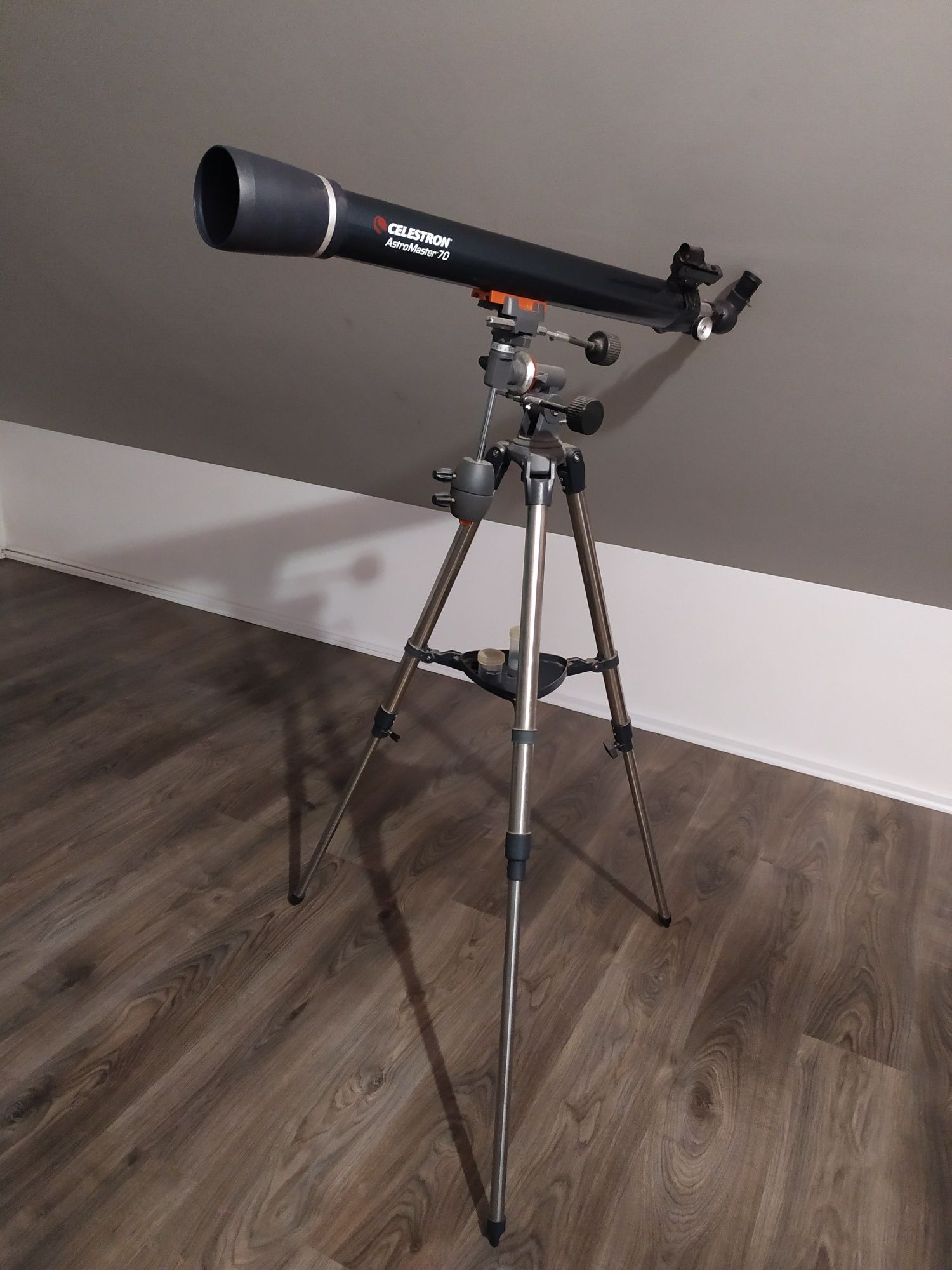 Sprzedam teleskop Celestron AstroMaster 70
