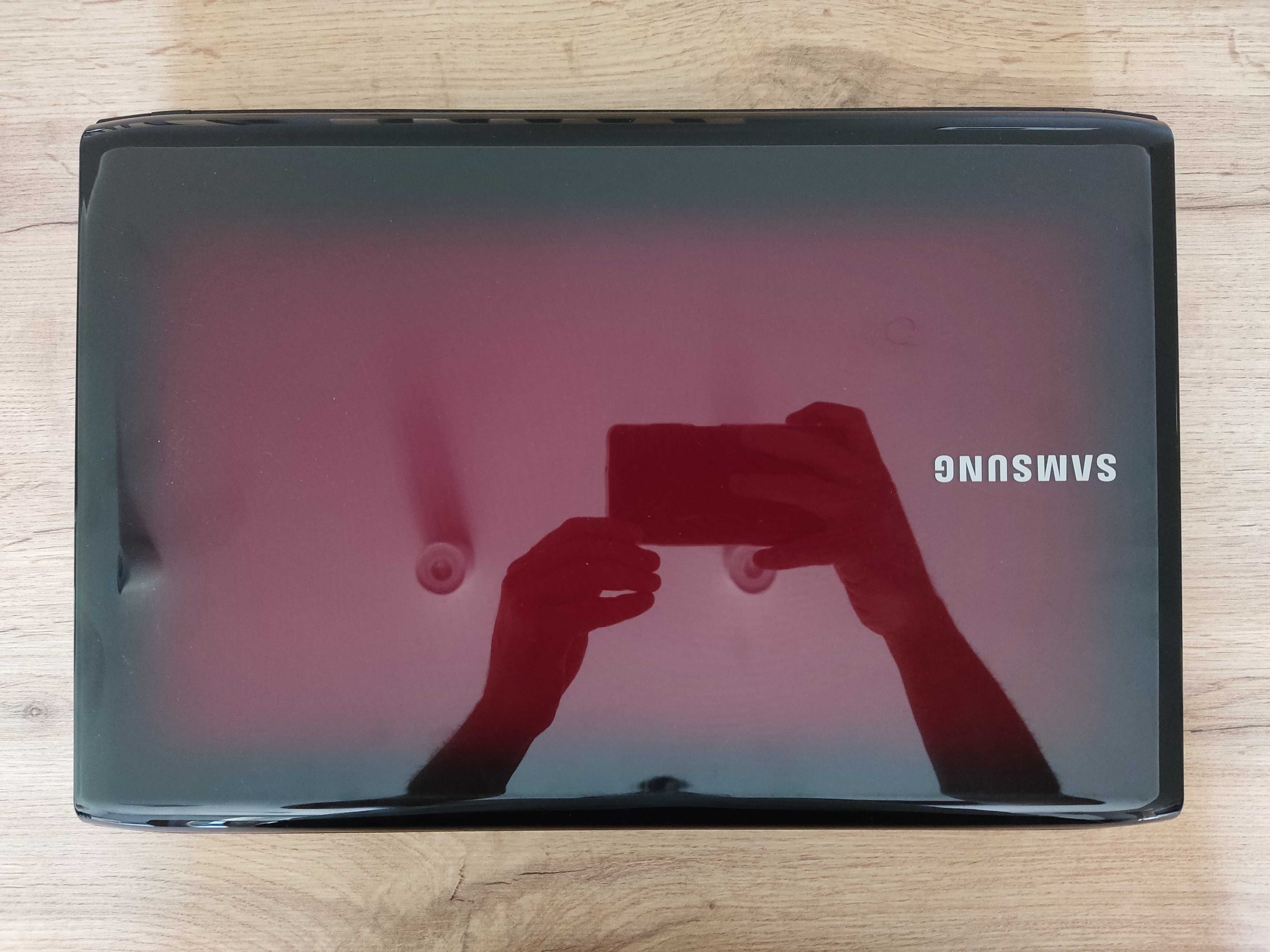 Laptop Samsung R580 i5-430M/4GB RAM/GT 330M (1 GB)/500 GB HDD/Win7HP