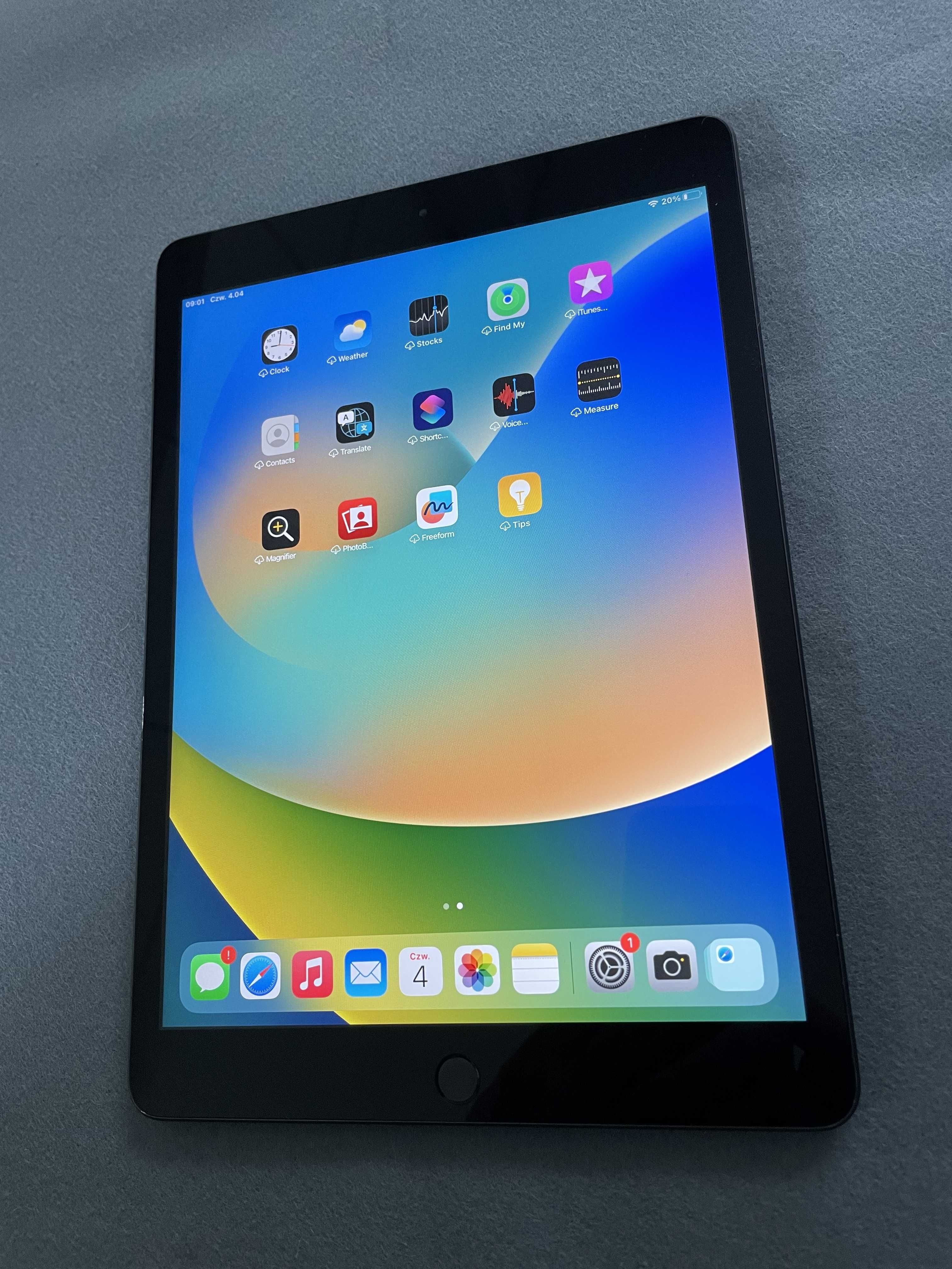 PIĘKNY szary iPad 7 10,2" 2019 32GB LTE cellular BATERIA 95%!