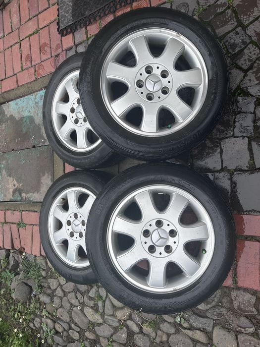 Продам титани з резиною 205-60- р16