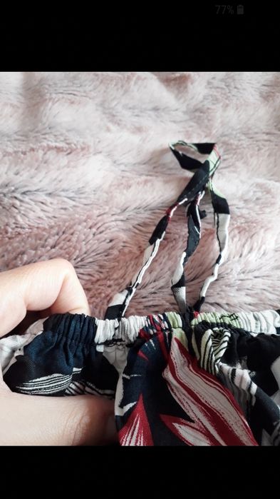 Długa sukienka na ramiączkach w kwiaty maxi z falbaną rozmiar S/M