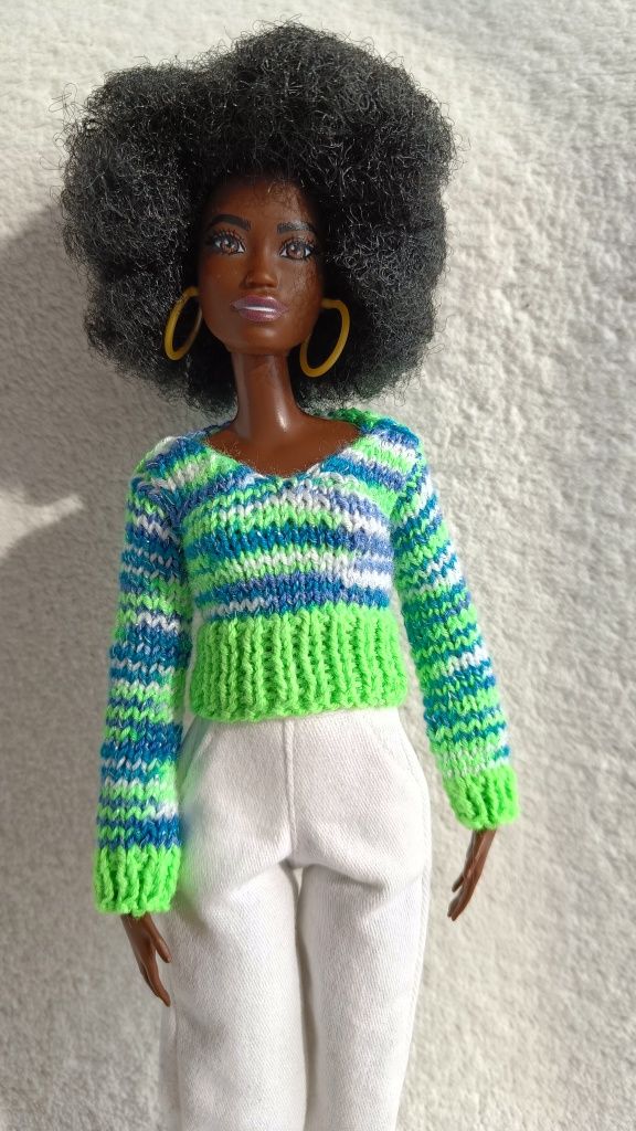 Sweter dla Barbie, ubranko dla Barbie, made to move