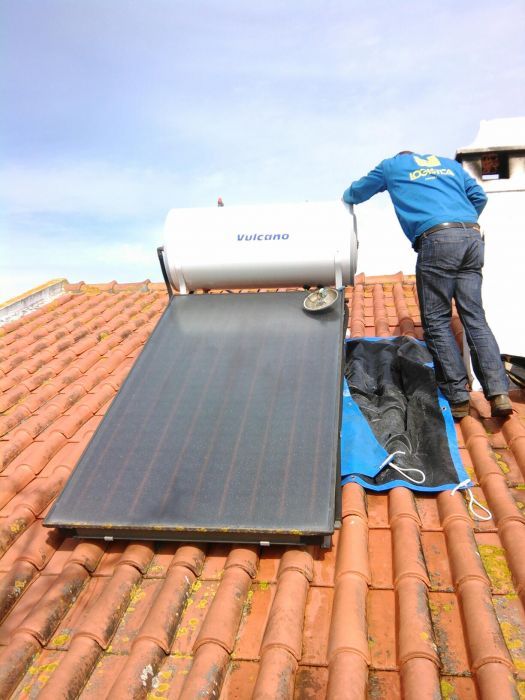 assistência técnica de painéis solares