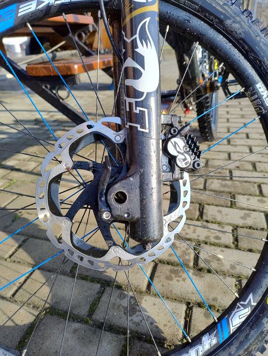 Mondraker Prayer + Fox Kashima Racing 180+Rockshox Vivid Air R2C.