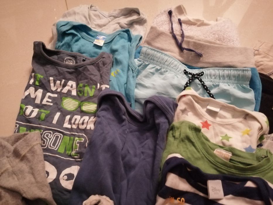 Cena za całość Rzeczy dla chłopca spodenki, body z krótkim rekawem