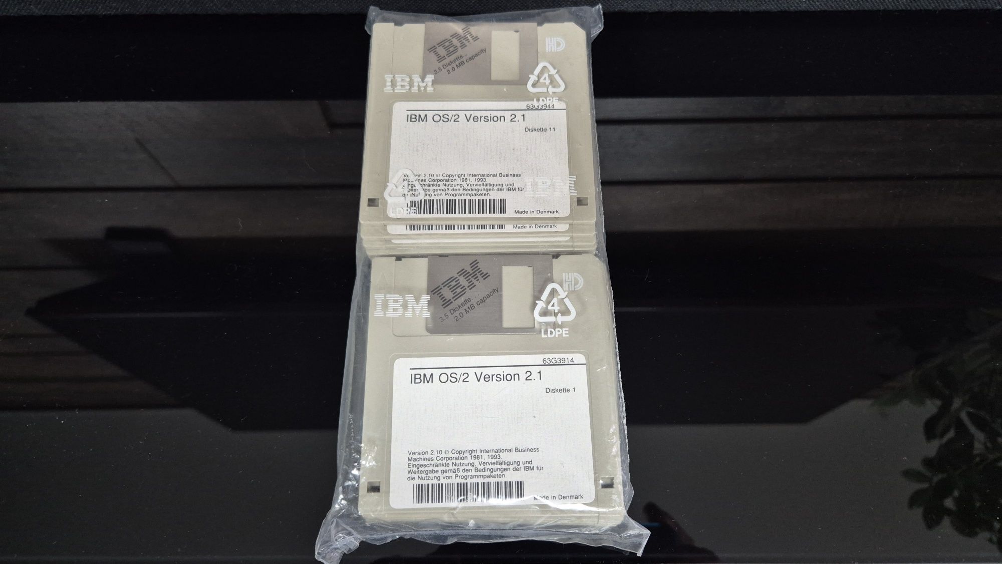 System Operacyjny IBM OS/2 Version 2.1   (nieużywany).