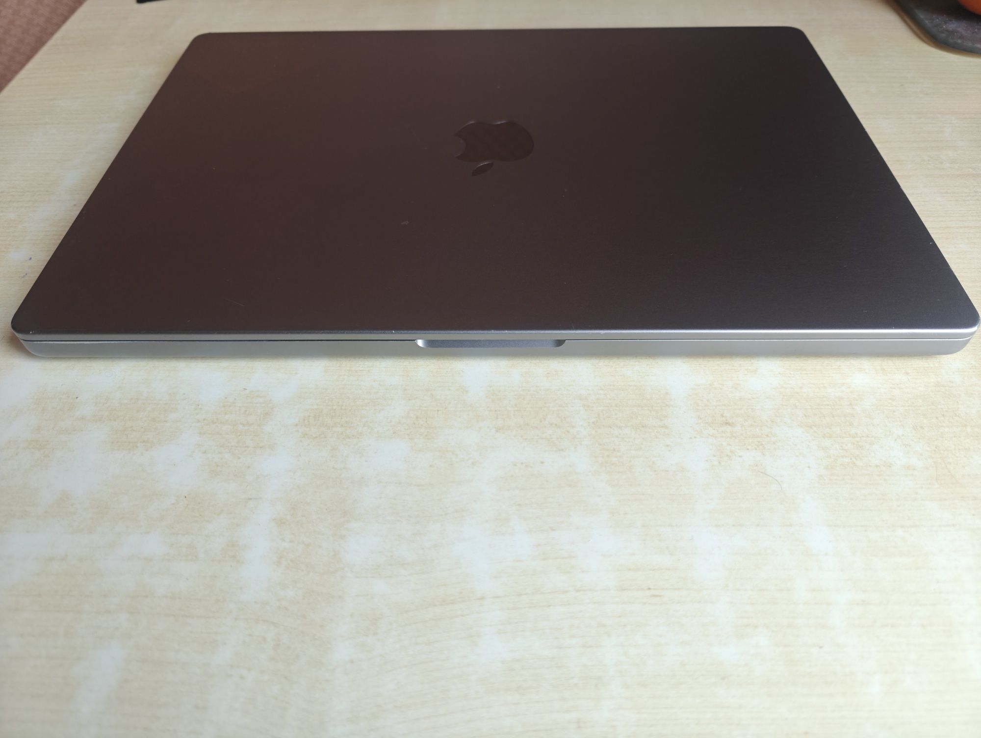 MacBook Pro 16 2021 M1Pro (A2485)