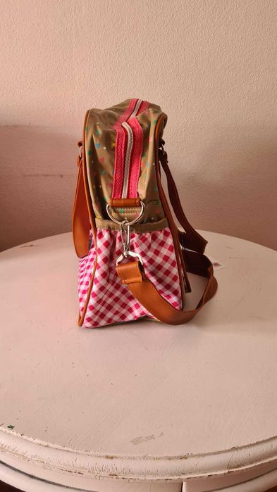 Mala com muda fraldas