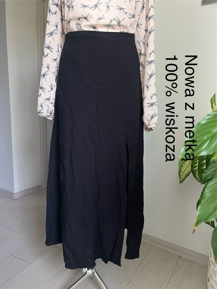 Czarna maxi spódnica z rozporkiem L/M wiskoza