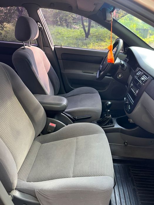 Автомобіль Chevrolet Lacetti 2008