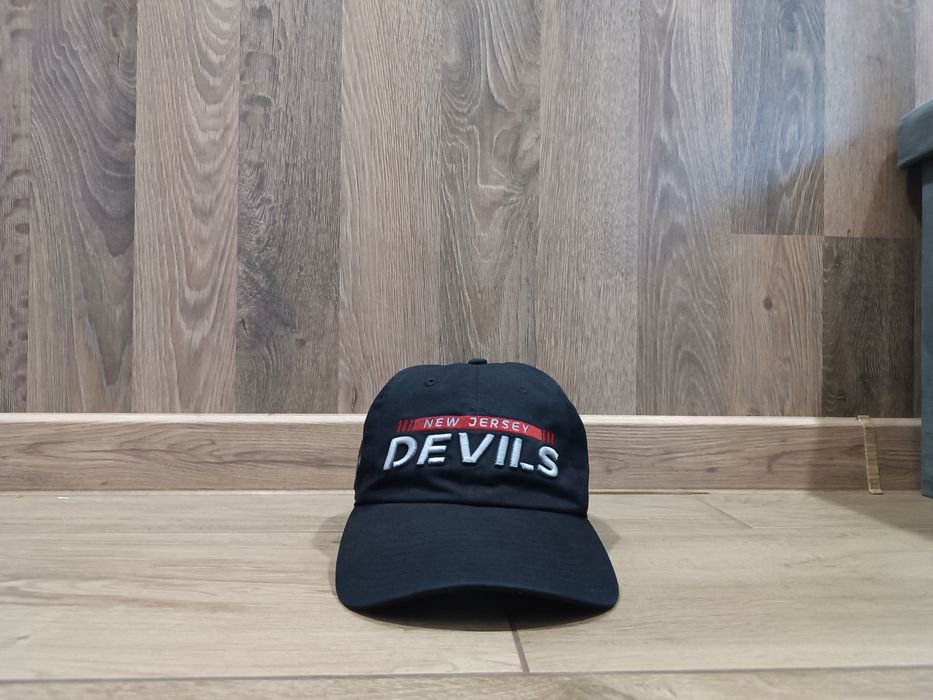 Продам бейсболку, кепку Fanatics New Jersey Devils NHL