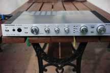 Sprzęt audio po likwidacji serwisu Grundig SV 2000 Hi Fi