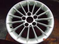BMW 5 E39 1095441 wzór styling 48 ALUFELGa 16 oryg