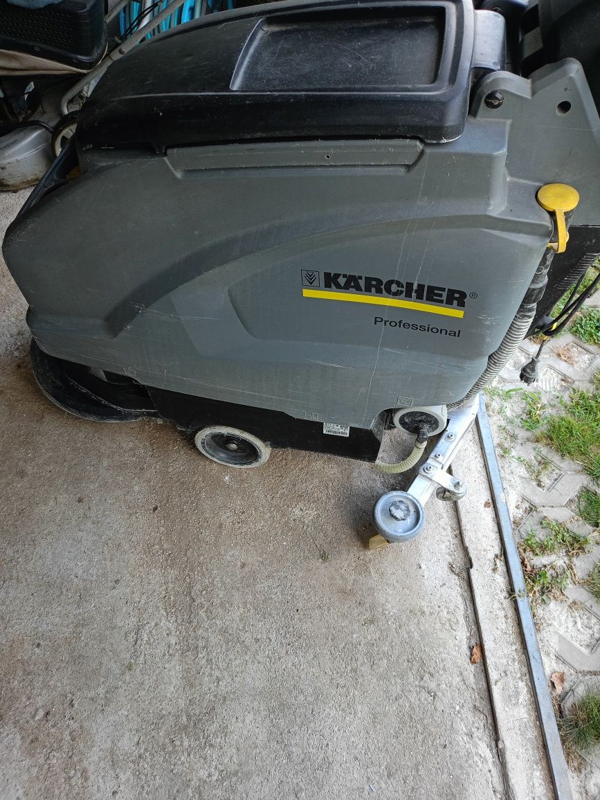 Szorowarka Karcher professional B 40 C