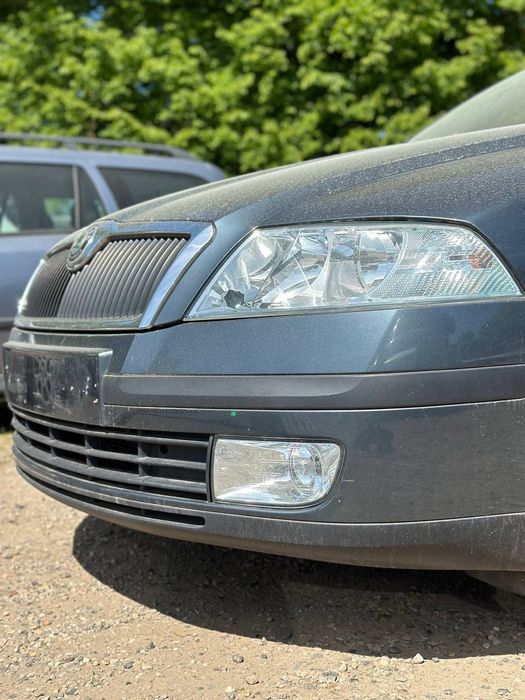 Авторозборка Skoda Oktavia a5 1.6Fsi двигун BLF колір 9901 КПП GYT 5ст